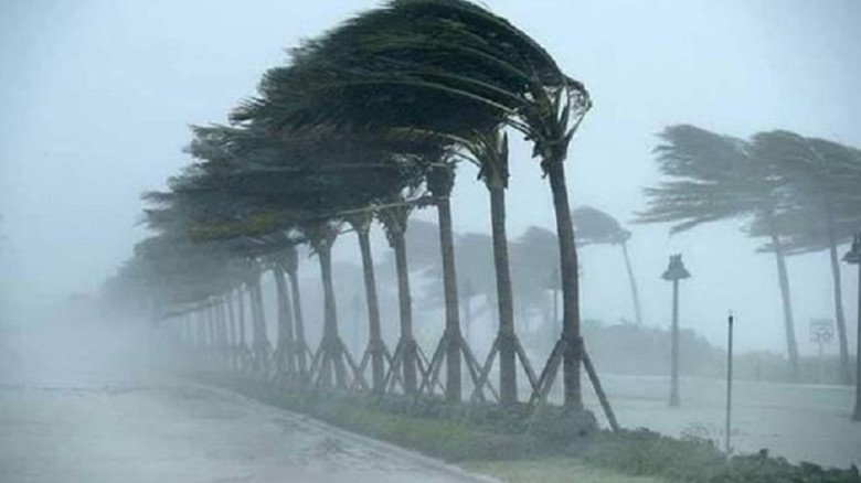 ৮ জেলায় ৬০ কিমি বেগে ঝড়ের আভাস