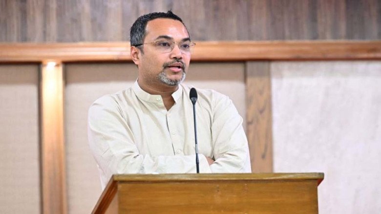 ট্রিলিয়ন ডলারের অর্থনীতি গড়ার লক্ষ্যে কাজ করছে সরকার : মাহদী আমিন