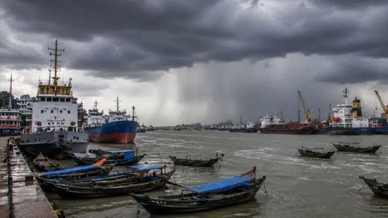 সাগরে নিম্নচাপ, বৃষ্টি নিয়ে যে বার্তা দিল আবহাওয়া অফিস